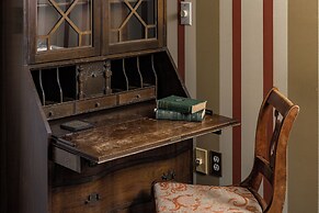 Queen Anne Bed And Breakfast