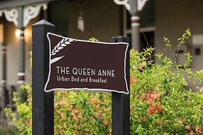 Queen Anne Bed And Breakfast