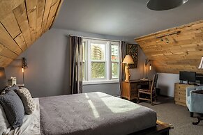 Queen Anne Bed And Breakfast