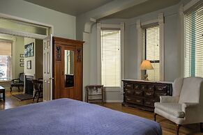 Queen Anne Bed And Breakfast