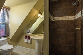 Queen Anne Bed And Breakfast