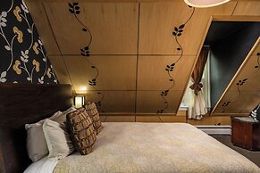 Queen Anne Bed And Breakfast