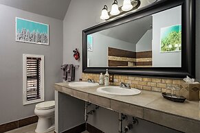 Queen Anne Bed And Breakfast