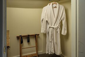 Queen Anne Bed And Breakfast