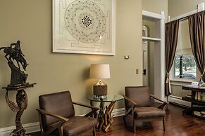 Queen Anne Bed And Breakfast