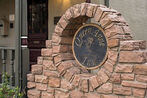 Queen Anne Bed And Breakfast
