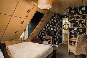 Queen Anne Bed And Breakfast