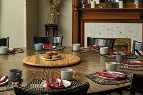 Queen Anne Bed And Breakfast