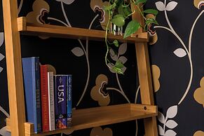 Queen Anne Bed And Breakfast