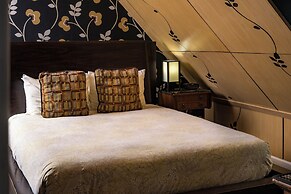 Queen Anne Bed And Breakfast