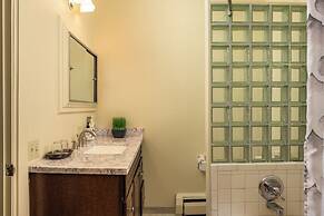 Queen Anne Bed And Breakfast