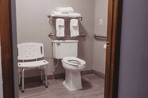 AmericInn by Wyndham Appleton Downtown