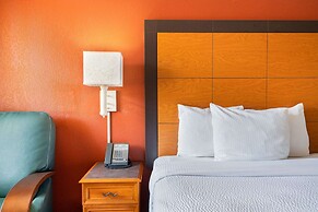 La Quinta Inn by Wyndham Phoenix Sky Harbor Airport