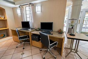 La Quinta Inn by Wyndham Phoenix Sky Harbor Airport