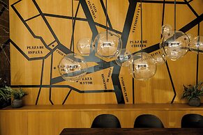 Motel One Madrid-Plaza de España