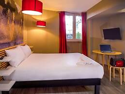 ibis Arles