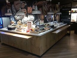 ibis Arles