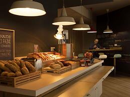 ibis Arles