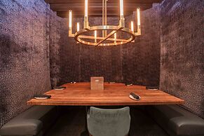 Sandman Hotel Edmonton West