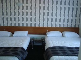 Airport Travel Air Motor Inn