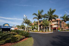 Days Inn by Wyndham Sarasota Bay