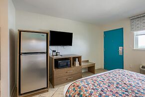 Beachside Resort Hotel