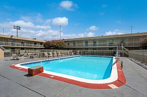 Best Western University Inn