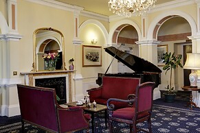 Royal Victoria Hotel