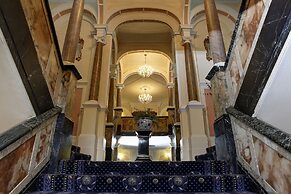Royal Victoria Hotel