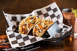 The Highlander Hotel, Ascend Hotel Collection