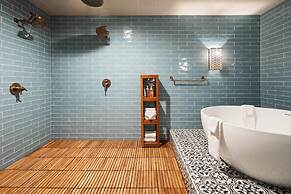 The Highlander Hotel, Ascend Hotel Collection