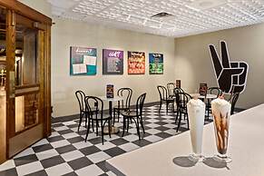 The Highlander Hotel, Ascend Hotel Collection