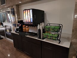 Days Inn by Wyndham St. Petersburg / Tampa Bay Area