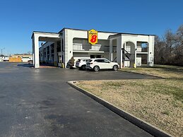Super 8 by Wyndham Knoxville West/Farragut