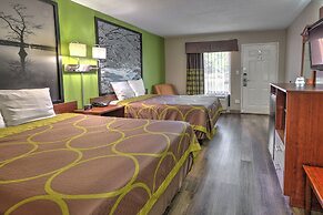 Super 8 by Wyndham Knoxville West/Farragut