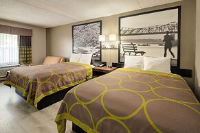 Super 8 by Wyndham Knoxville West/Farragut