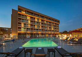 Holiday Inn Oxnard – Ventura by IHG