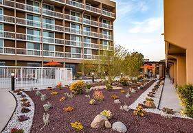 Holiday Inn Oxnard – Ventura by IHG