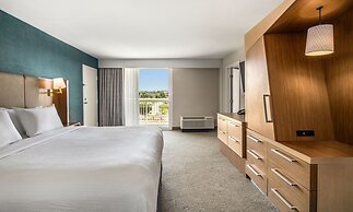 Holiday Inn Oxnard – Ventura by IHG