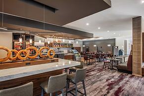 Holiday Inn Oxnard – Ventura by IHG