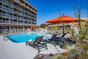 Holiday Inn Oxnard – Ventura by IHG