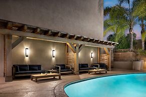 The Anza - A Calabasas Hotel