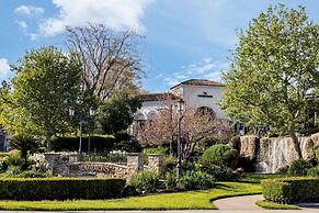 The Anza - A Calabasas Hotel