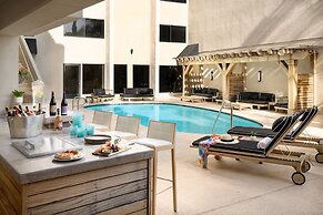 The Anza - A Calabasas Hotel