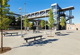 Hilton Seattle Airport & Conference Center