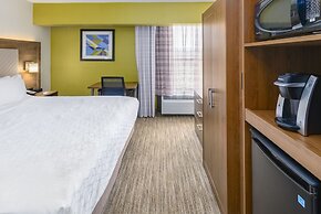 Holiday Inn Express Southington by IHG