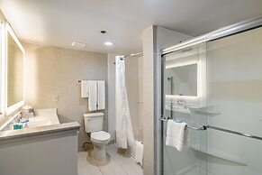Holiday Inn Express & Suites Camarillo by IHG