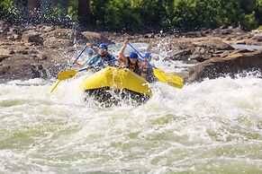 Days Inn by Wyndham Columbus-North Fort Moore