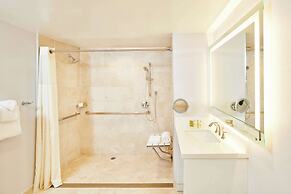 DoubleTree by Hilton Torrance - South Bay