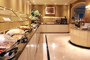 DoubleTree by Hilton Torrance - South Bay